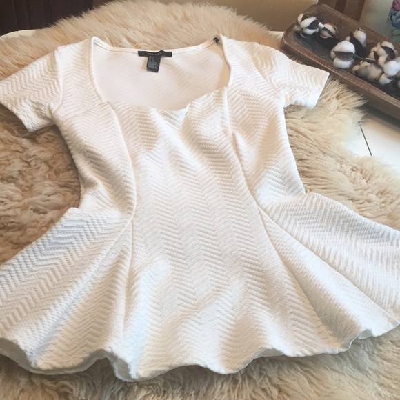 Forever 21 Tops - Forever 21 Size S White Peplum Top